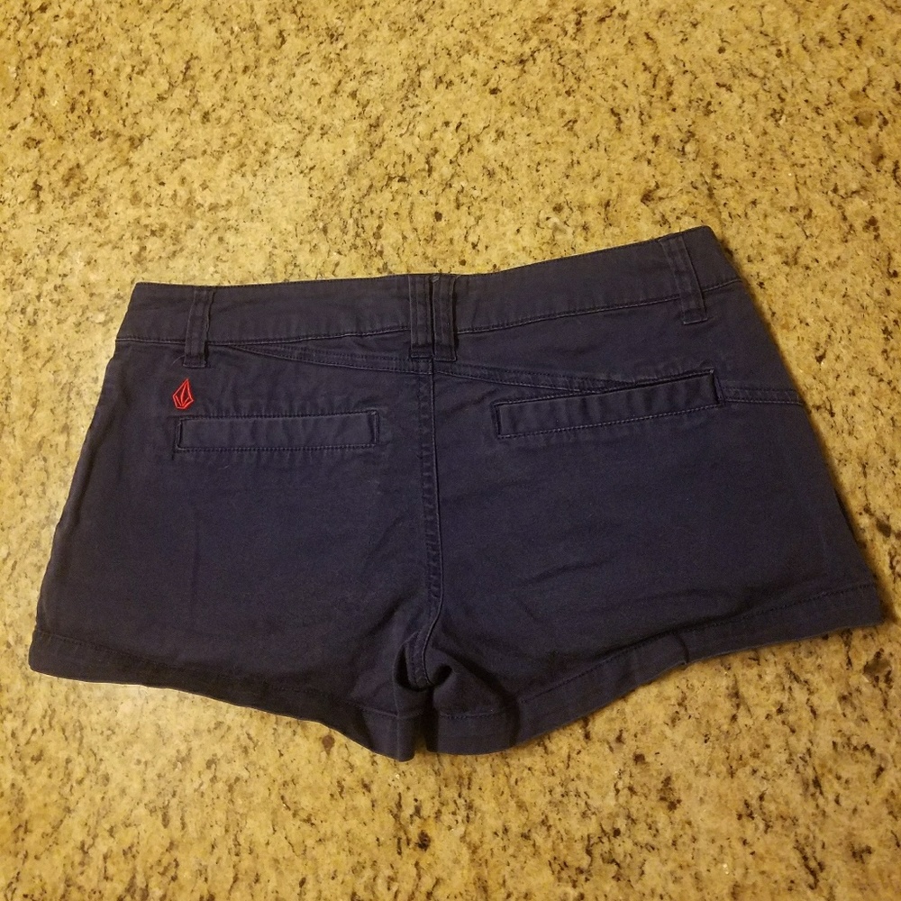 Volcom shorts! - Picture 2 of 3
